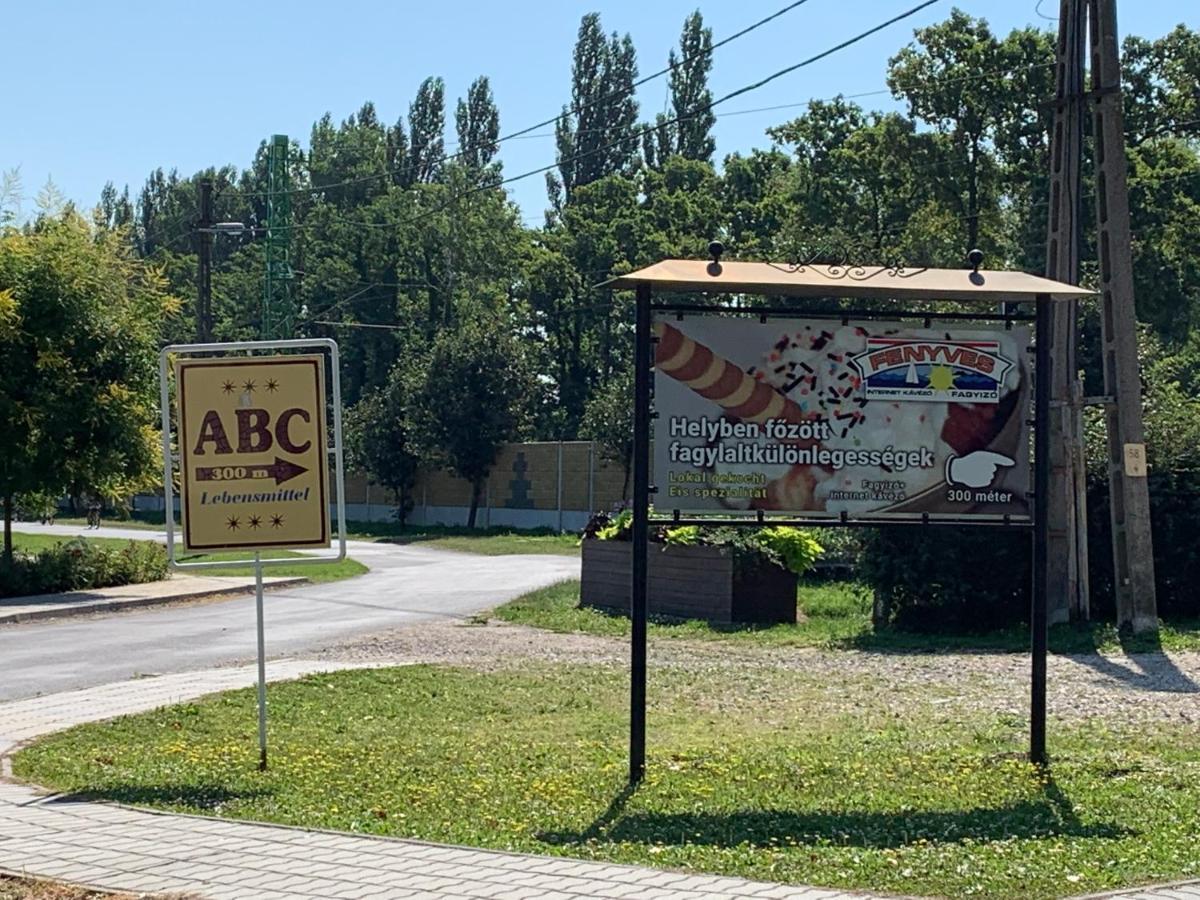 Laszlo Nyaralohaz Balatonfenyves Dış mekan fotoğraf