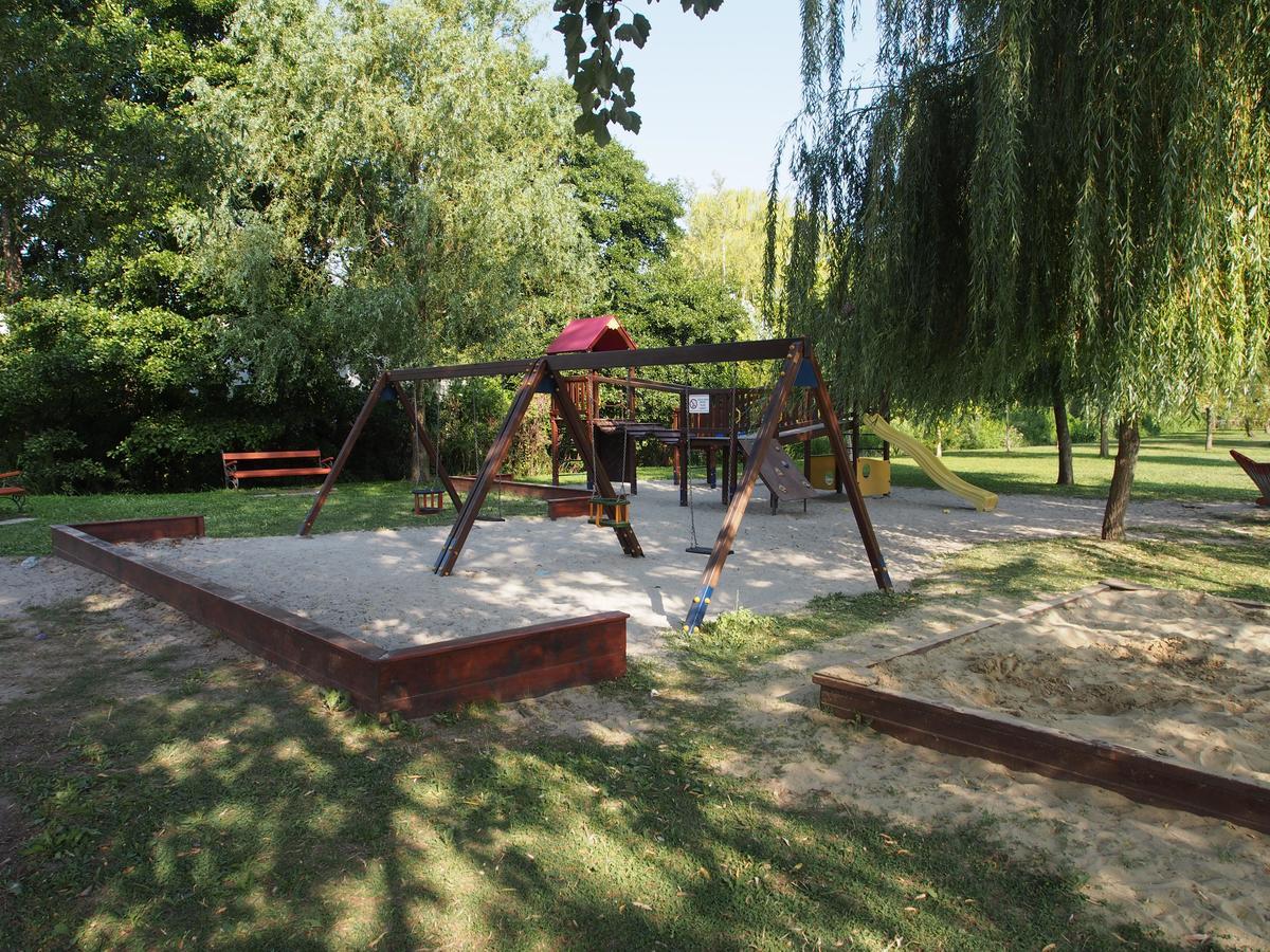 Laszlo Nyaralohaz Balatonfenyves Dış mekan fotoğraf